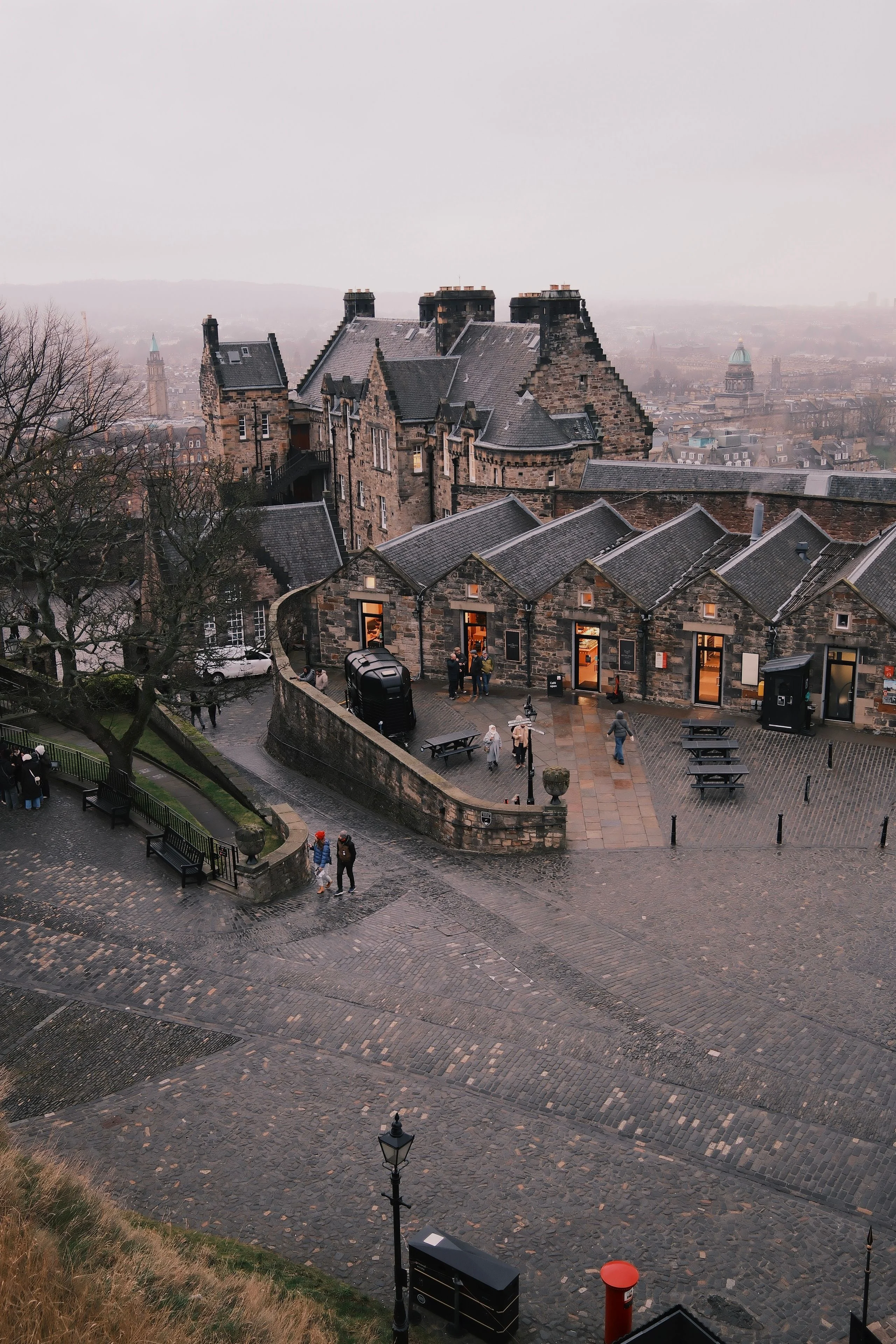 Scotland private airport transfer Edinburgh Glasgow 蘇格蘭機場私人接送愛丁堡格拉斯哥